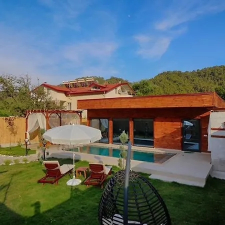 فيلة Detached With Private Pool In Goecek Inlice *