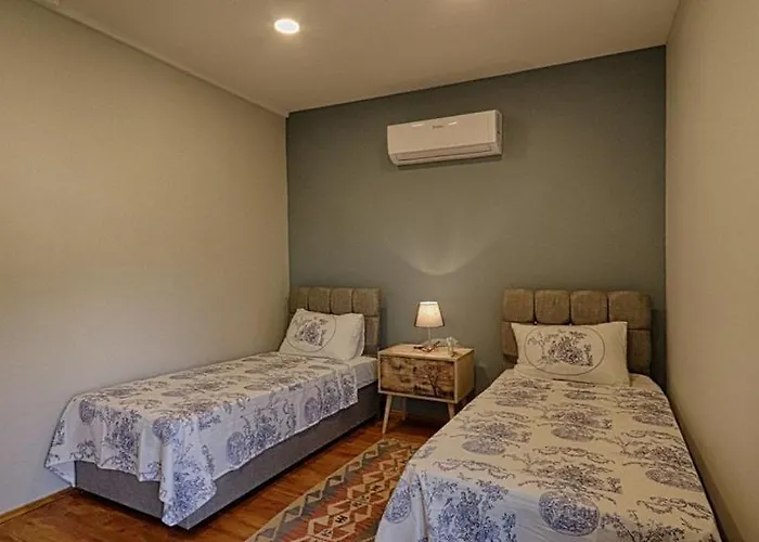 Вилла Detached With Private Pool In Goecek Inlice